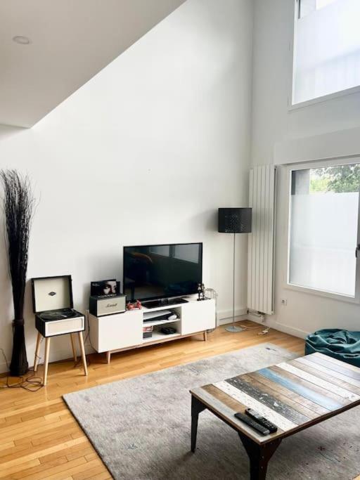 Duplex, 10 Min Champs Elysee Boulogne-Billancourt Exterior photo